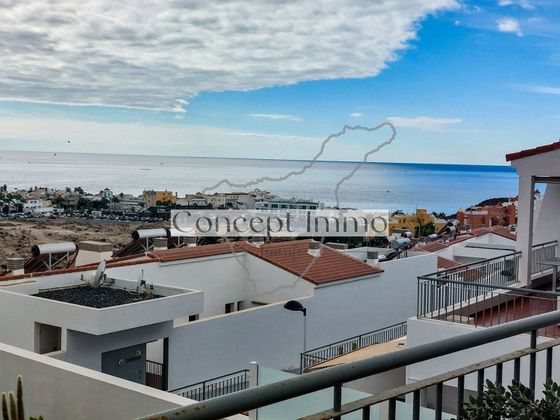 Foto 2 de Ático en venta en calle Playa de Diego Hernández de 2 habitaciones con terraza y piscina