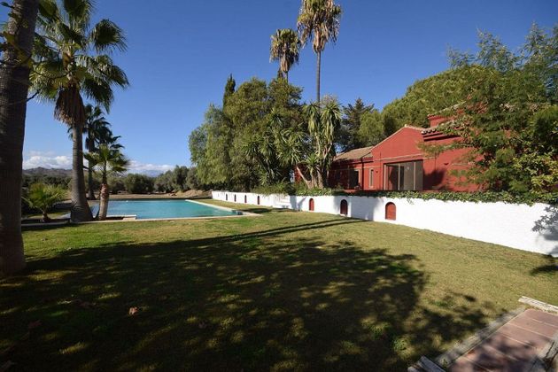 Foto 2 de Casa rural en venda a Coín de 8 habitacions amb terrassa i piscina