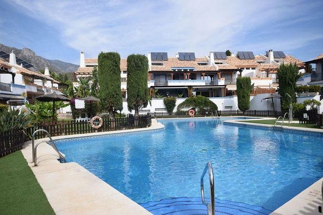 Foto 2 de Casa en alquiler en Playa Bajadilla - Puertos de 4 habitaciones con terraza y piscina