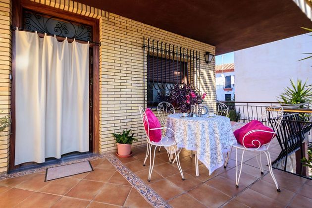 Foto 1 de Chalet en venta en carretera Transversal Vieja de Granada de 4 habitaciones con terraza y garaje