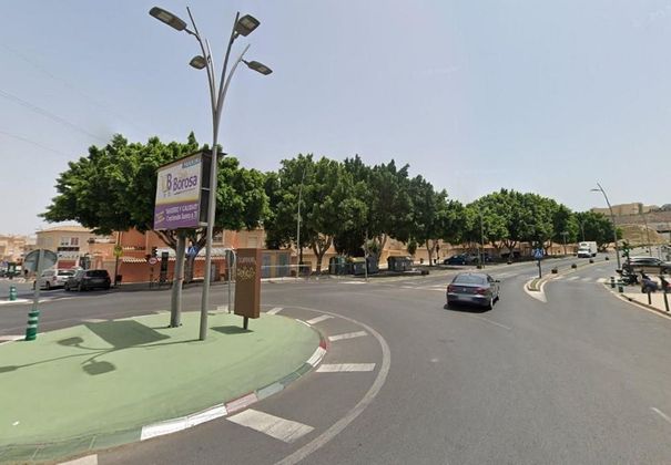 Foto 2 de Oficina en venda a Huércal de Almería amb aire acondicionat