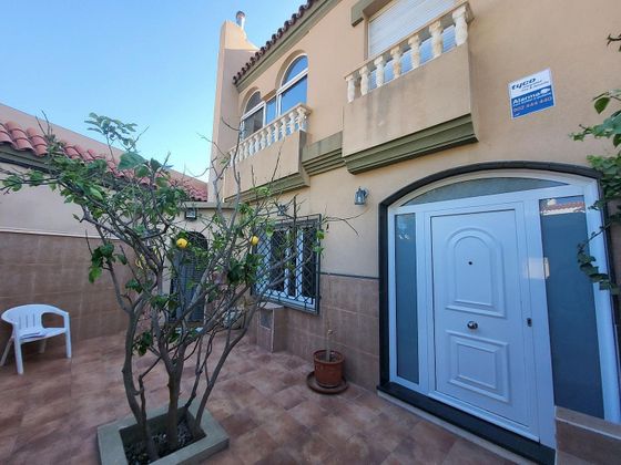 Foto 1 de Casa en venda a La Cañada-Costacabana-Loma Cabrera-El Alquián de 3 habitacions amb terrassa i aire acondicionat
