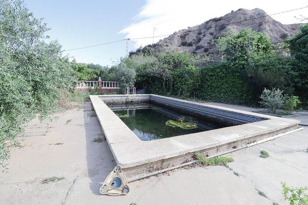 Foto 2 de Venta de casa rural en Rioja de 2 habitaciones con terraza y piscina