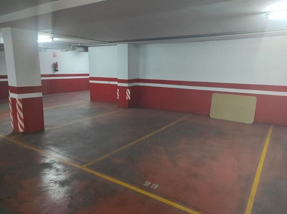 Foto 2 de Venta de garaje en calle Periodista del Campo Aguilar de 12 m²