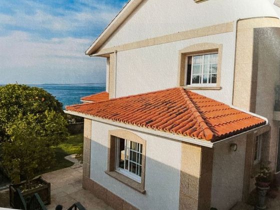 Foto 2 de Xalet en venda a Bueu de 6 habitacions amb terrassa i piscina