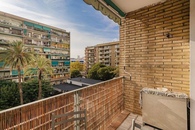 Foto 2 de Pis en venda a Sant Martí de Provençals de 4 habitacions amb balcó i ascensor