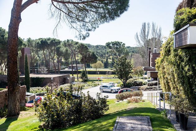 Foto 1 de Casa en venda a paseo La Rinconada de 6 habitacions amb terrassa i piscina