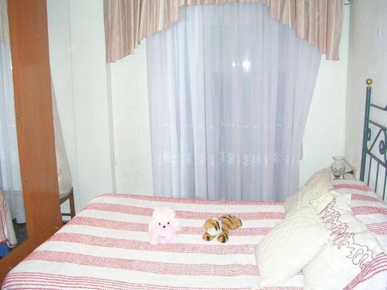 Foto 2 de Piso en venta en Crevillent de 2 habitaciones con aire acondicionado