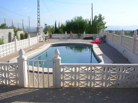 Foto 2 de Casa rural en venda a Crevillent de 5 habitacions amb piscina i aire acondicionat