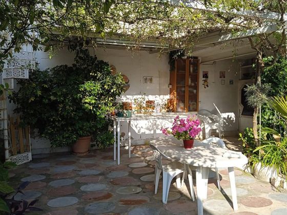 Foto 1 de Xalet en venda a Monforte del Cid de 6 habitacions amb terrassa i piscina