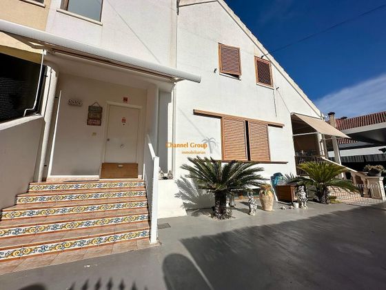Foto 2 de Casa adosada en venta en Torrellano de 4 habitaciones con terraza y piscina