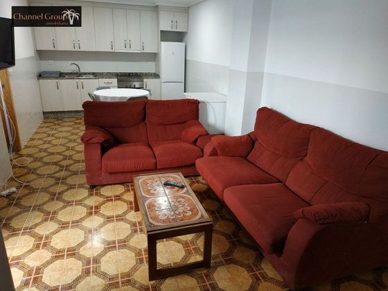 Foto 1 de Casa en lloguer a Alzabares de 3 habitacions amb terrassa i mobles