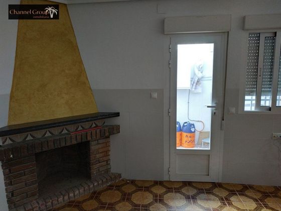 Foto 2 de Alquiler de casa en Alzabares de 3 habitaciones con terraza y muebles