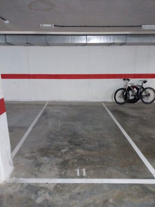 Foto 2 de Garaje en venta en avenida La Paz de 10 m²