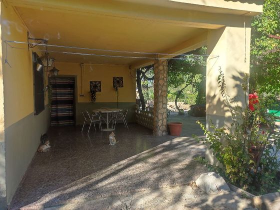 Foto 1 de Casa rural en venta en calle Terreno Diseminados de 4 habitaciones con terraza y piscina