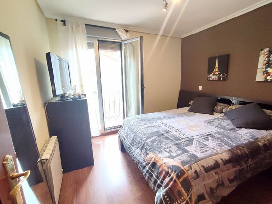 Foto 2 de Pis en venda a La Portalada - Varea de 2 habitacions amb balcó i calefacció