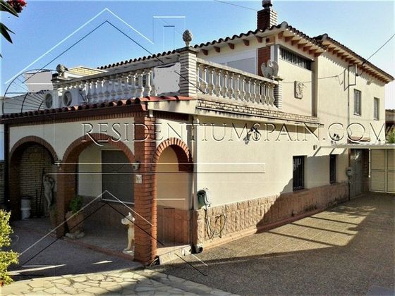 Foto 1 de Casa en venta en Regueral - Prat d'en Forés de 4 habitaciones con terraza y piscina