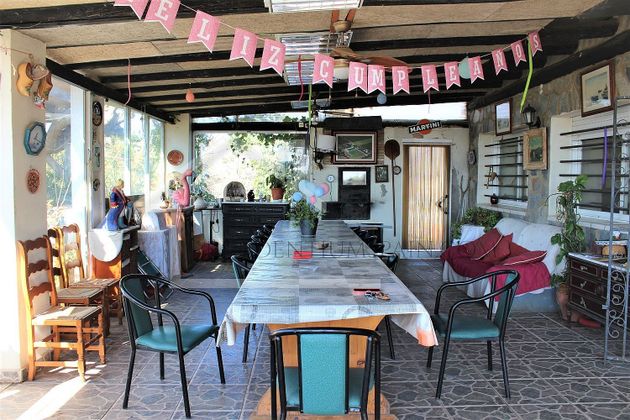 Foto 2 de Casa rural en venda a Ardiaca - La Llosa de 7 habitacions amb terrassa i piscina