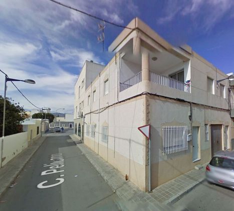 Foto 1 de Piso en venta en San Isidro - Campohermoso de 3 habitaciones con terraza