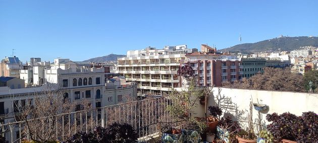 Foto 1 de Ático en venta en El Camp d'en Grassot i Gràcia Nova de 4 habitaciones con terraza y balcón