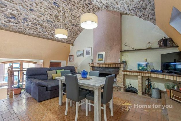 Foto 1 de Casa adossada en venda a Cantallops de 4 habitacions amb terrassa i garatge
