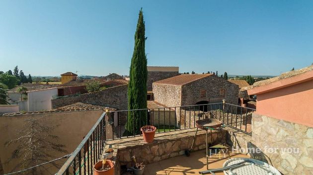 Foto 2 de Casa en venda a Torroella de Fluvià de 3 habitacions amb terrassa i garatge