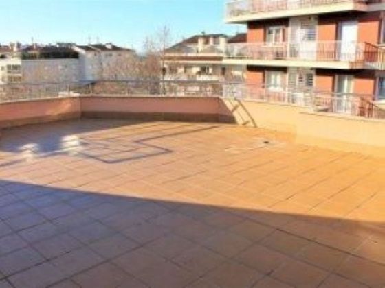 Foto 2 de Dúplex en venda a calle Salvador Espriu de 4 habitacions amb terrassa i garatge
