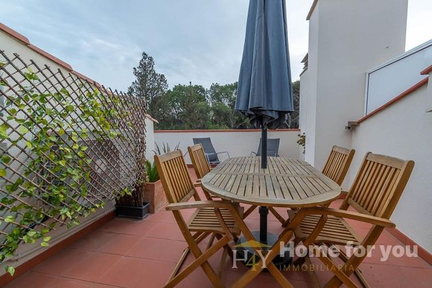 Foto 1 de Dúplex en venta en calle De L'empordà de 3 habitaciones con terraza y garaje