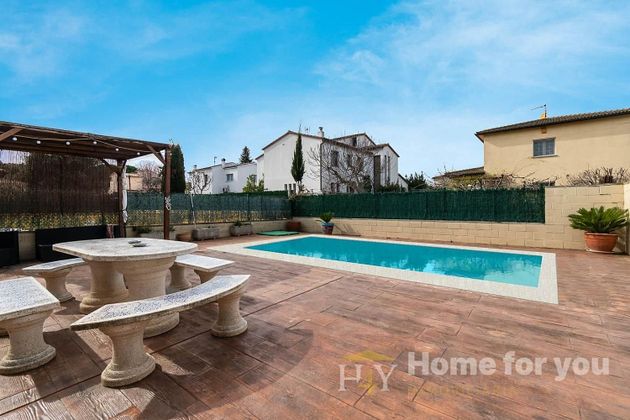 Foto 2 de Casa en venda a rambla De Santa Eugènia de 5 habitacions amb terrassa i piscina