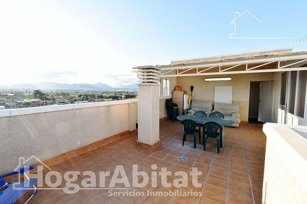 Foto 2 de Venta de ático en Miramar de 3 habitaciones con terraza y balcón