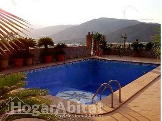 Foto 2 de Xalet en venda a Berja de 5 habitacions amb terrassa i piscina