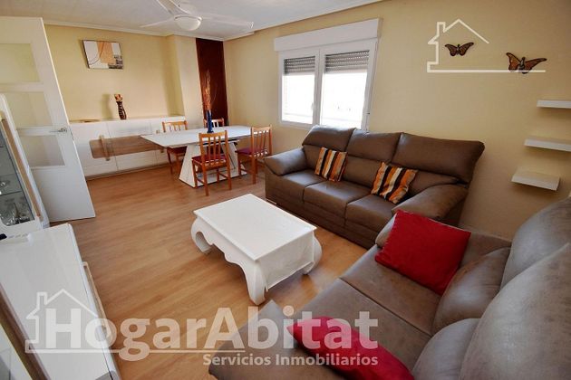 Foto 1 de Pis en venda a Centro - Almazora/Almassora de 3 habitacions amb terrassa i ascensor