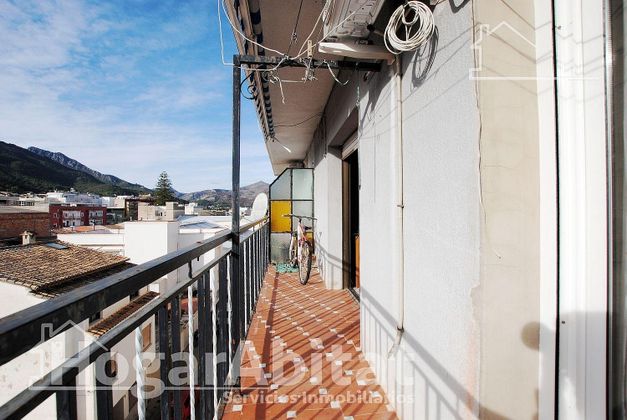 Foto 1 de Venta de piso en Villalonga de 3 habitaciones con terraza y aire acondicionado