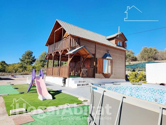 Foto 1 de Xalet en venda a Godelleta de 2 habitacions amb terrassa i piscina