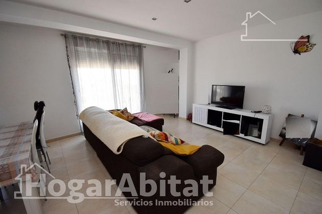 Foto 1 de Piso en venta en Betxí de 3 habitaciones con aire acondicionado y calefacción