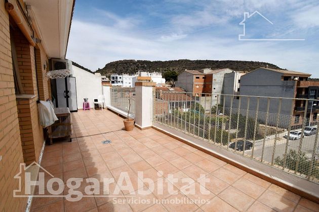 Foto 2 de Venta de ático en Monserrat de 2 habitaciones con terraza y garaje