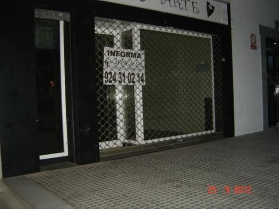 Foto 2 de Local en venda a calle Diego Muñoz Torrero de 80 m²