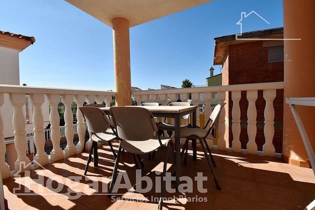 Foto 2 de Casa adossada en venda a La Torre - Playa de Chilches de 3 habitacions amb terrassa i garatge