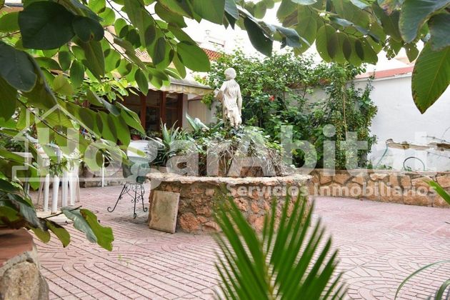 Foto 1 de Xalet en venda a Centro - Gandia de 4 habitacions amb terrassa i jardí