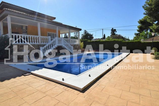 Foto 2 de Chalet en venta en Calicanto - Cumbres de Calicanto - Santo Domingo de 6 habitaciones con terraza y piscina
