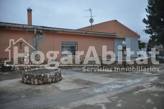 Foto 2 de Venta de chalet en Turís de 6 habitaciones con terraza y piscina