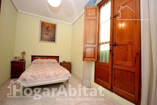 Foto 1 de Casa en venda a Camino de Onda - Salesianos - Centro de 6 habitacions amb terrassa i garatge