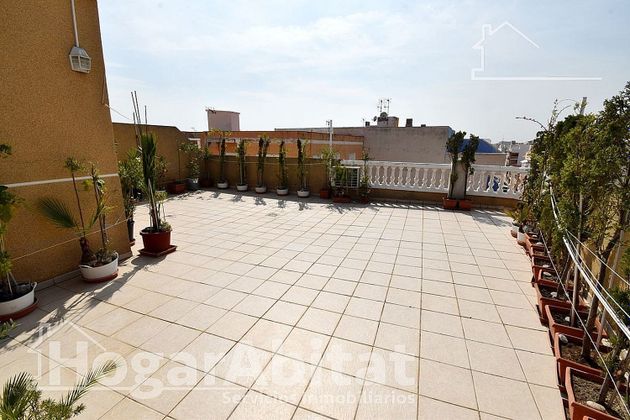 Foto 2 de Ático en venta en Moncófar playa de 3 habitaciones con terraza y aire acondicionado