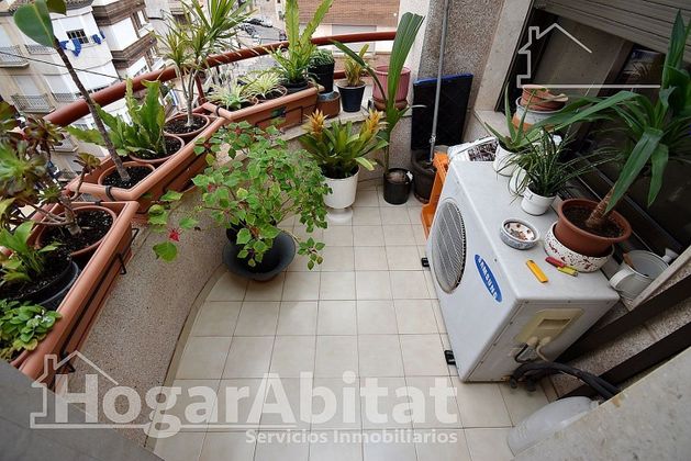 Foto 2 de Pis en venda a Centro - Villarreal de 4 habitacions amb terrassa i garatge