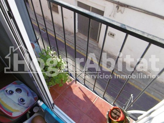 Foto 1 de Piso en venta en Aldaia de 2 habitaciones con balcón y aire acondicionado