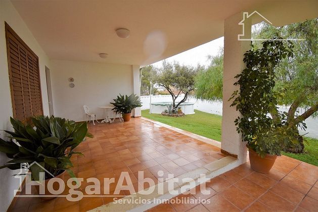 Foto 2 de Xalet en venda a Benicasim Golf de 4 habitacions amb terrassa i piscina