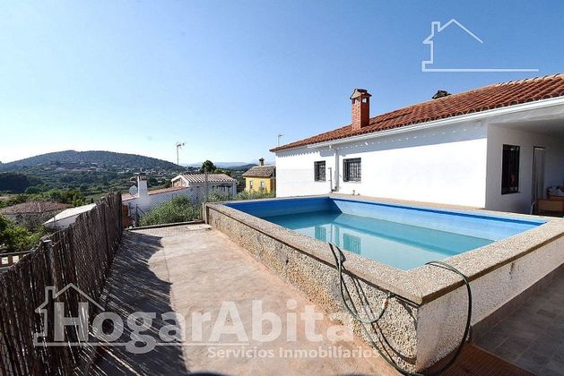 Foto 2 de Xalet en venda a Onda de 4 habitacions amb terrassa i piscina