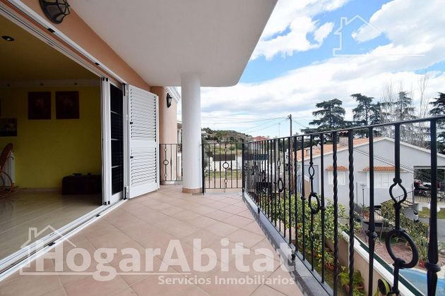 Foto 1 de Chalet en venta en Vall d´Uixó (la) de 3 habitaciones con terraza y garaje