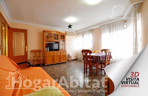 Foto 2 de Piso en venta en Tavernes de la Valldigna de 3 habitaciones con aire acondicionado y calefacción