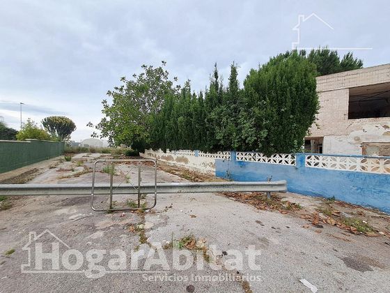 Foto 2 de Chalet en venta en El Grao de 3 habitaciones con terraza y garaje